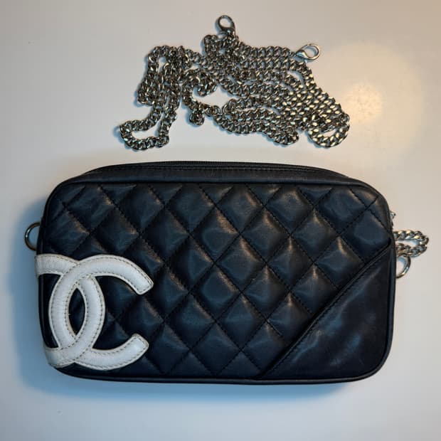 샤넬 A25175 (빈티지 깜봉라인)