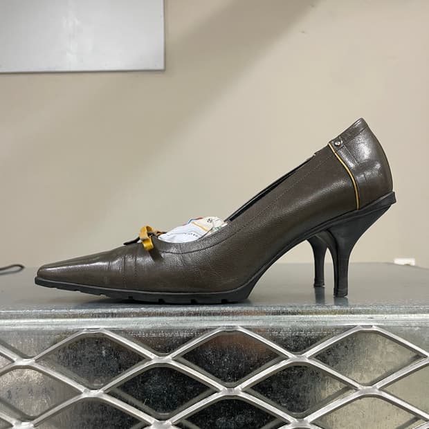 프라다 레더 펌프스 35 (gr-4682)