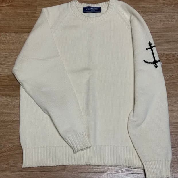 [L] 건지울른스 니트 에크루 (마지막 가격)