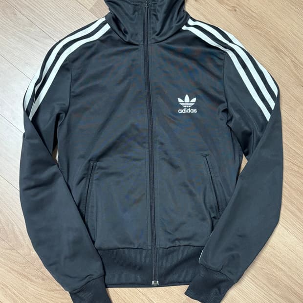 급처) 아디다스 아디 빈티지 제니 져지 블랙 삼선 트랙탑