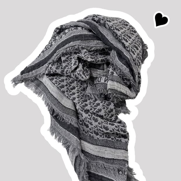 정품 크리스찬 디올 실크 스퀘어 숄 머플러