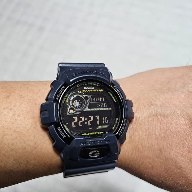 카시오 지샥 gr-8900nv 터프솔라