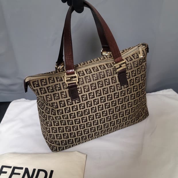 펜디 가방,토트백.(디올샤넬보테가루이비통구찌셀린느생로랑발렌시아가프라다)