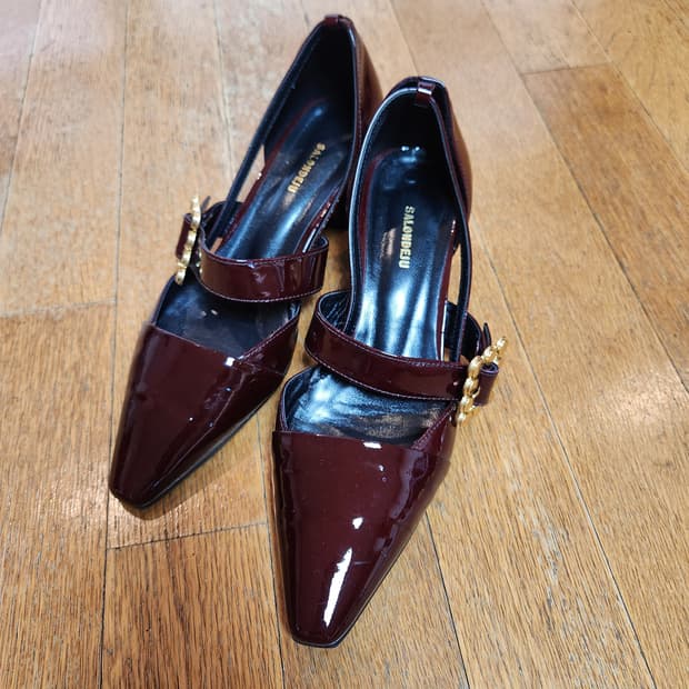 👠 SALONDEJU 버건디 유광 메리제인 힐 (약 240)