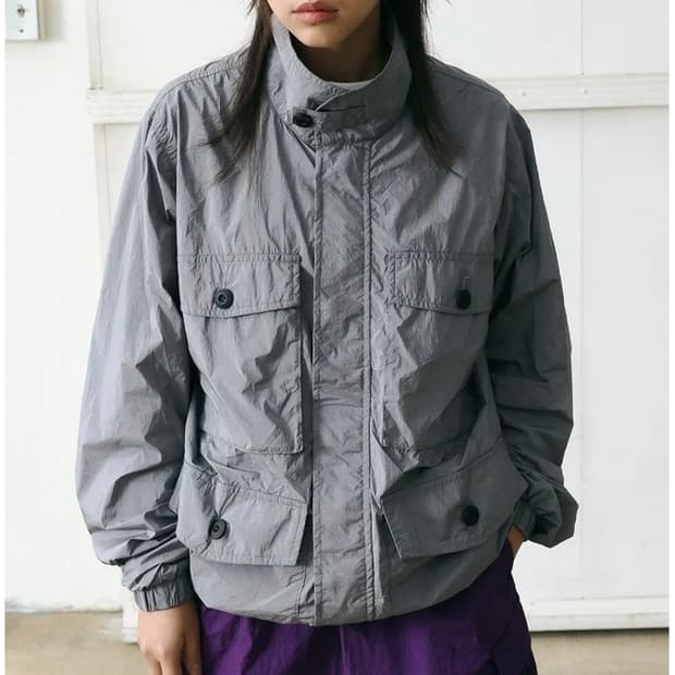 트래블 포켓 집업 그레이