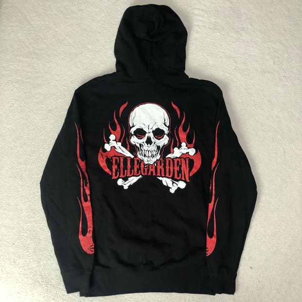 엘르가든 투어 후드티 