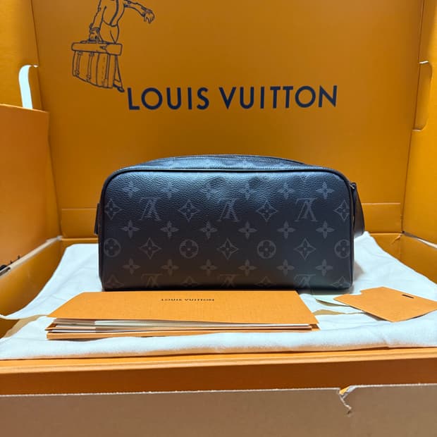 루이비통 돕키트 신형 블랙 (새상품)