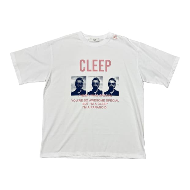 💖 WE'RE 위어 CLEEP 포토 그래픽 화이트 반팔티 [굿세링]