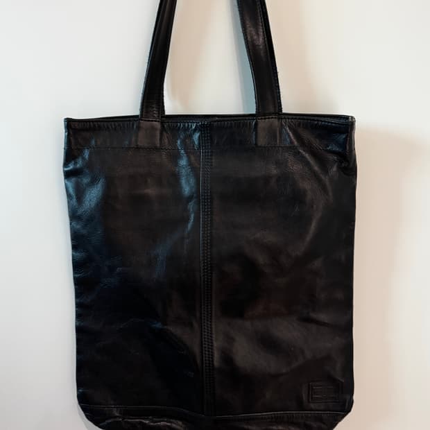 Porter leather bag