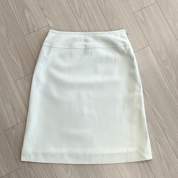 꾸레쥬 스커트