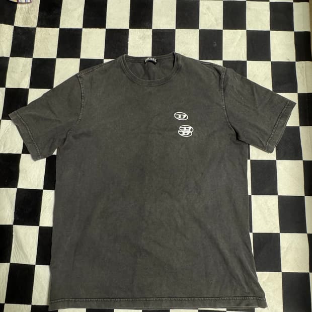 디젤 트리플로고 반팔 L 새상품