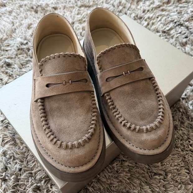 조르지오 아르마니 스웨이드 스티치 디테일 모카신 26SS Size 7.5