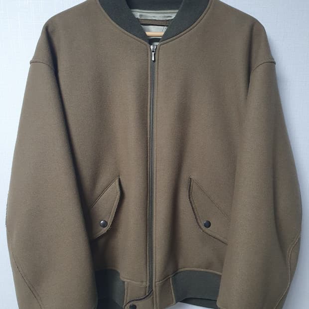 [38] 22AW 캡틴선샤인 플라이트 자켓 올리브 새제품 팝니다