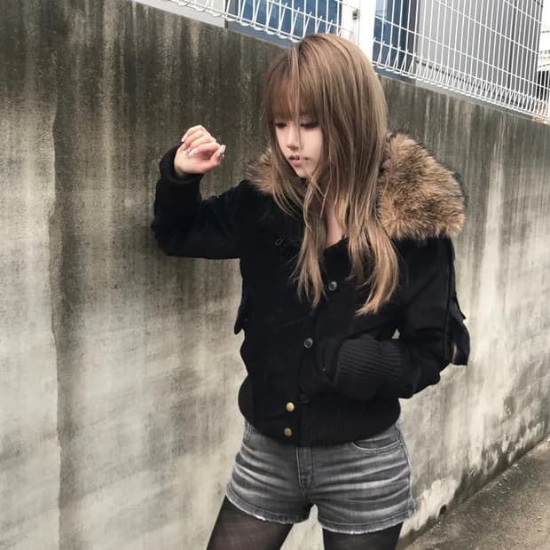 쿄이 나나 벨벳 빈티지 점퍼