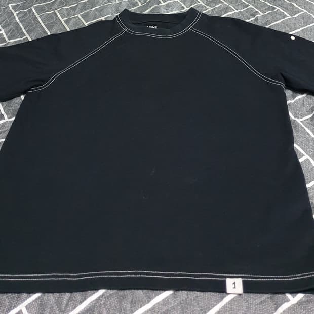 원아이덴티티 스티치 반팔티 블랙 (S)