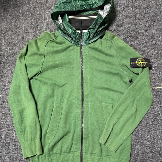 (S) 스톤아일랜드 나일론 후드 집업