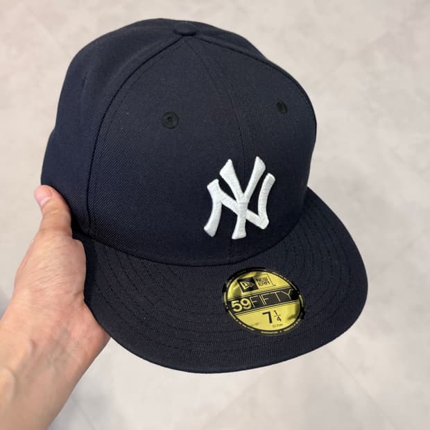 뉴에라 59Fifty 네이비 714