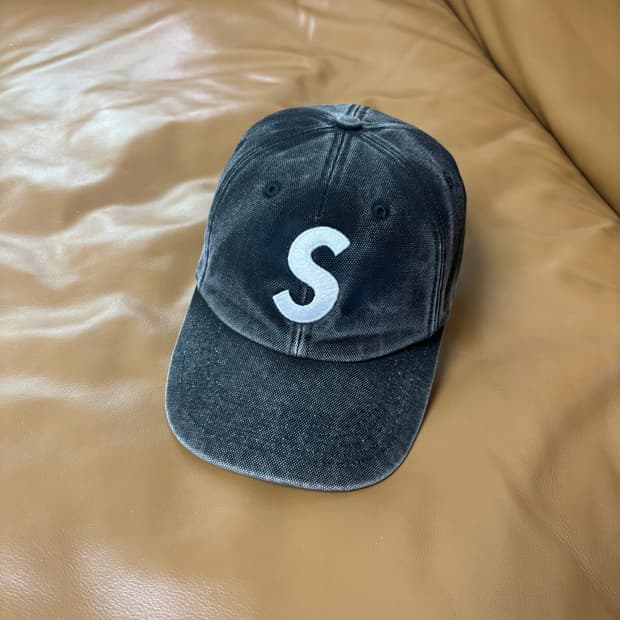슈프림 S로고 6패널 볼캡 모자 피그먼트 블랙