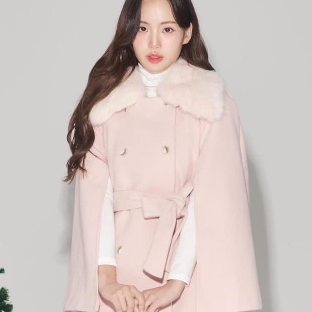 트위디아 드림 퍼 카라 벨티드 더블 하프 케이프 판초 코트