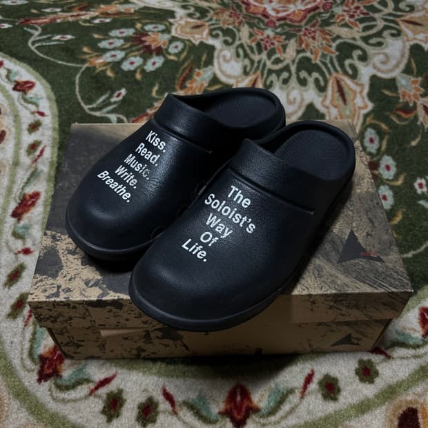 Oofos X The Soloist Slide (42)