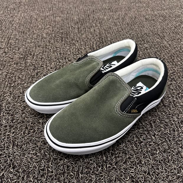 [새상품] VANS 반스 컴피쿠시 슬리온 카키 신발 220