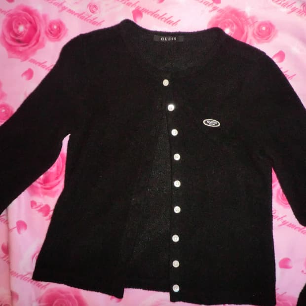게스 GUESS 긴팔 가디건 블랙