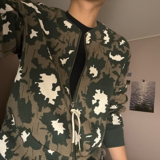 아디다스 카모 후드직업