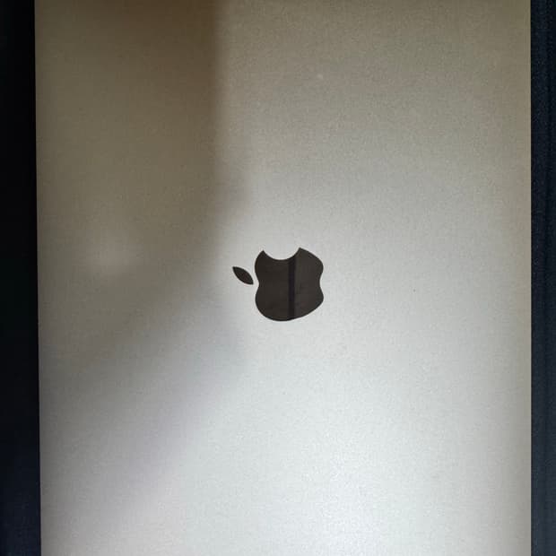 맥북 에어13 M1,512GB,8GB/효율 93%,사이클 88(쌔거라는뜻