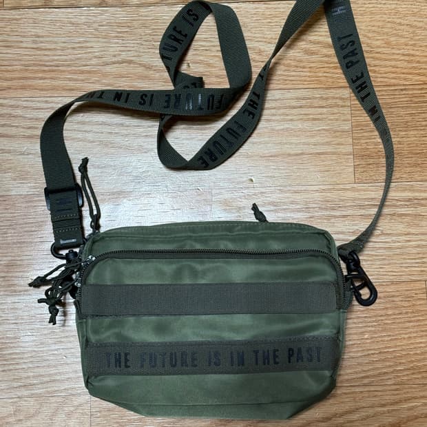 휴먼메이드 밀리터리 파우치 스몰 팝니다!
