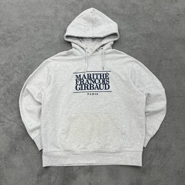 M 마리떼 프랑소와 저버 그레이 후드티