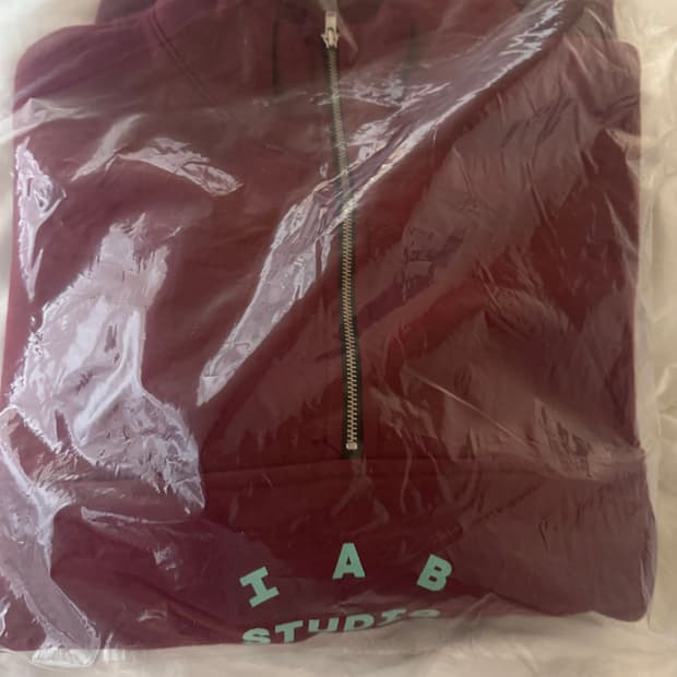 새상품 아이앱 나반집업 하프집업 버건디 마룬 