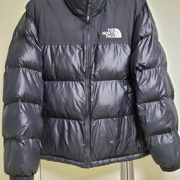 THE NORTH FACE (노스페이스) 패딩 블랙