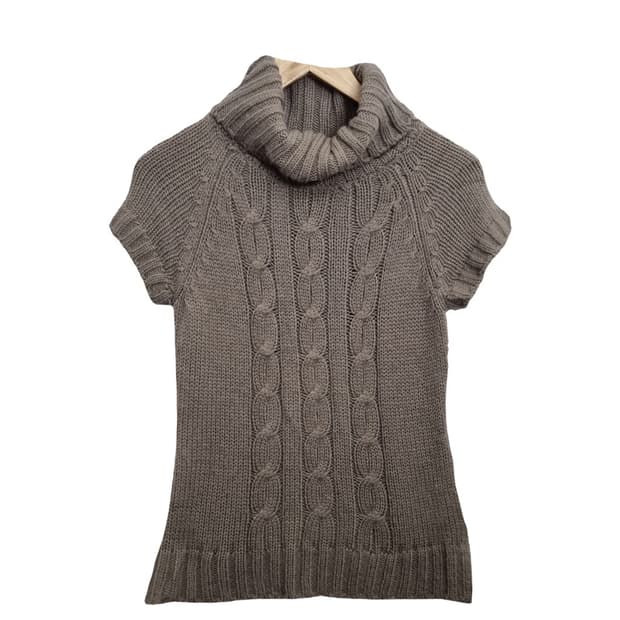 Spirtus 베이지 터틀넥 반팔 울니트