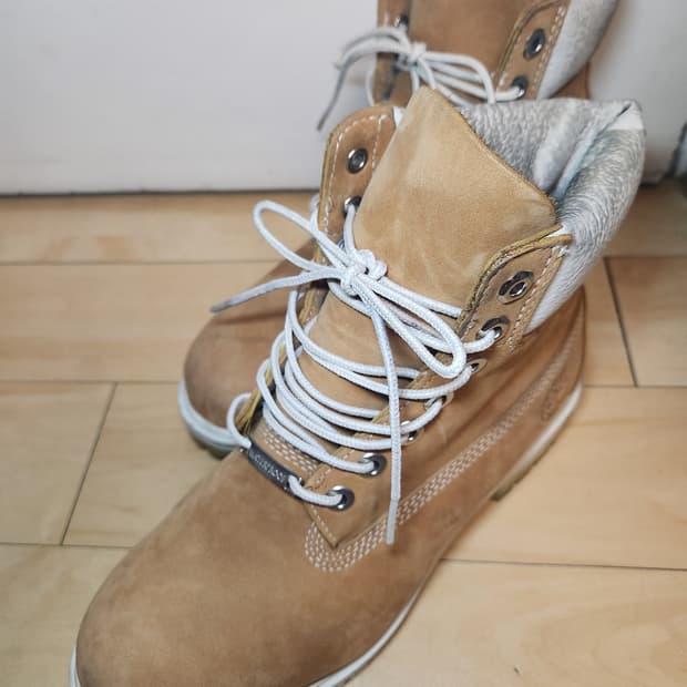 팀버랜드 TPU 아웃솔 6인치 프리미엄 부츠 (250)