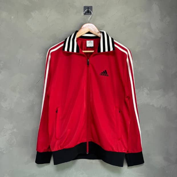 아디다스 레드 스트라이프 져지 트랙탑