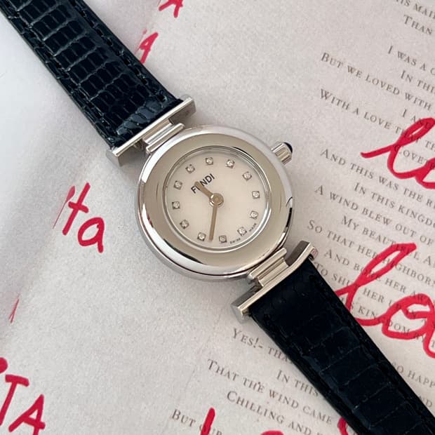 펜디 쉘 다이얼 12p 다이아 시계 / 정품감정 . 케어 