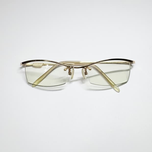 빈티지 안경 골드 프레임 쉴드형 모델