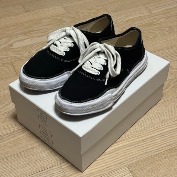 미하라야스히로 베이커 블랙 43사이즈