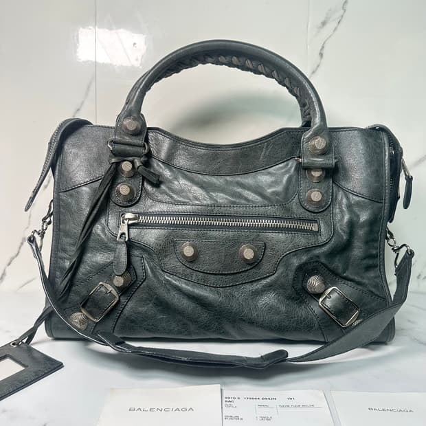 [A+ 정품] 발렌시아가 자이언트 시티 모터백 미디움