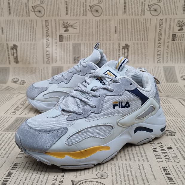 휠라 레이트레이서 운동화 225