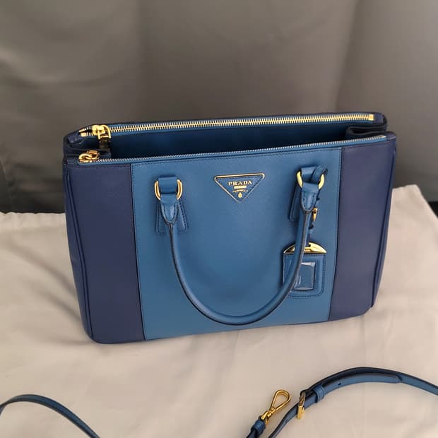 프라다 가방,크로스백토트백(디올샤넬보테가루이비통구찌셀린느생로랑발렌시아가)