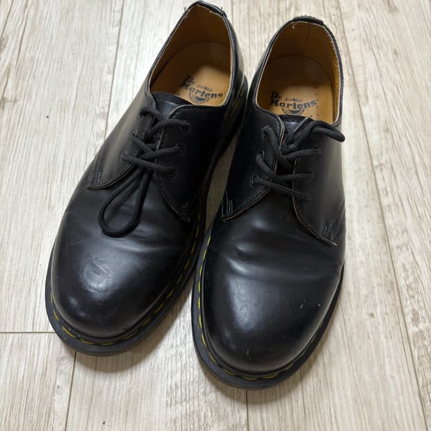 닥터마틴 1461 3홀 스무스 270