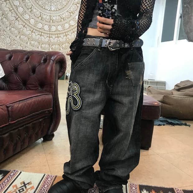 Ecko Unitd 자수 패치 흑청 데님팬츠