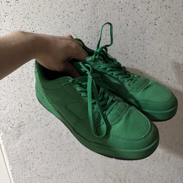 ZARA 그린 스니커즈 280