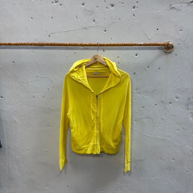 라드뮤즈션 셧 후드파카