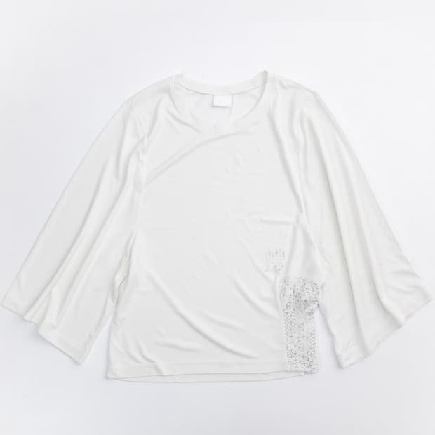 울리카 상투스 cape T shirts _화이트