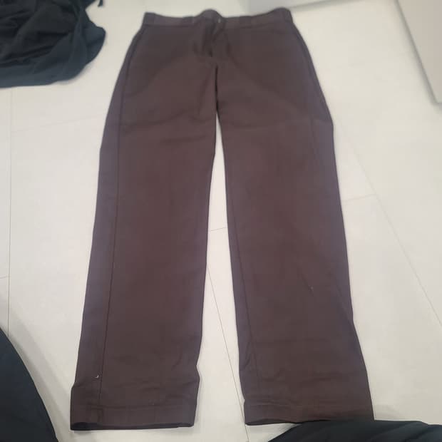 디키즈874  브라운컬러 34x32 팝니다.