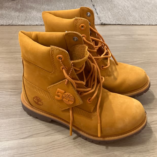 팀버랜드 6인치 50주년 한정판 240사이즈