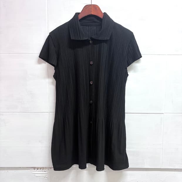 블랙 플리츠 가디건 자켓 (일본제품)
