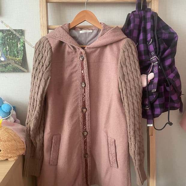 모리걸 빈티지 엑시즈팜 딸기초코 후드코트🤎💗